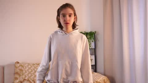 Lila 3 online show from 03-28-26, 07:52