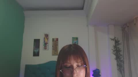 Snapshot of cinthyagomez6 chatting on 02-20-25, 06:24 cinthyagomez6 online show from 02-20-25, 06:24