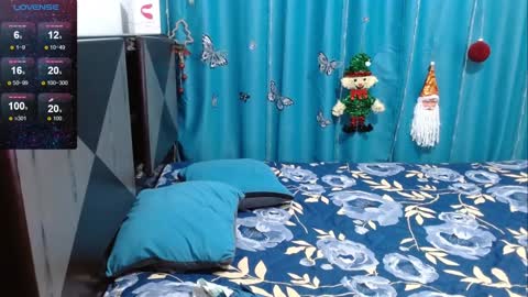 Snapshot of cintialorens1 chatting on 01-07-25, 10:22 joha natural hairy pussydont forget thumbs up online show from 01-07-25, 10:22