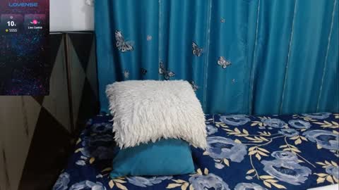 Snapshot of cintialorens1 chatting on 01-21-25, 07:58 joha natural hairy pussydont forget thumbs up online show from 01-21-25, 07:58