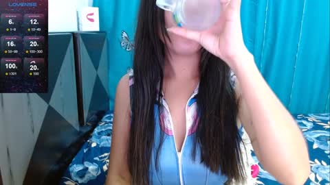 Snapshot of cintialorens1 chatting on 02-03-25, 07:40 joha natural hairy pussydont forget thumbs up online show from 02-03-25, 07:40