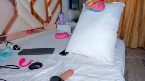 Cintia online show from 10-03-25, 12:24