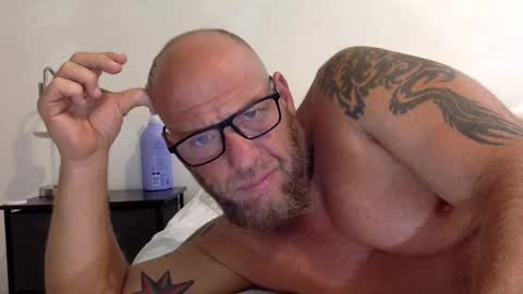 . online show from 05-08-26, 09:53