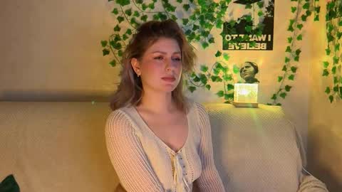 karina online show from 11-10-25, 03:44