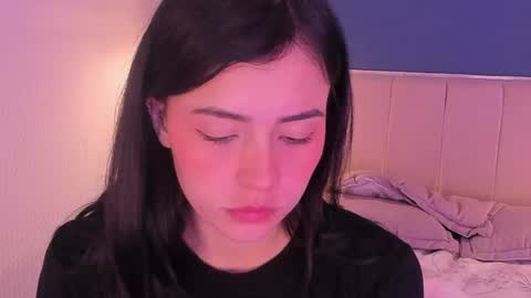 Snapshot of cityygirl_ chatting on 05-14-26, 04:30 Anna online show from 05-14-26, 04:30