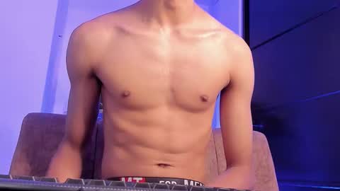 cj_davis1 online show from 11-21-25, 01:43