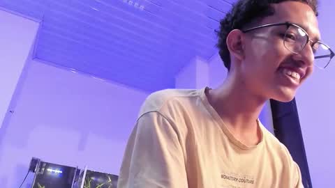 cj_davis1 online show from 12-05-25, 01:03