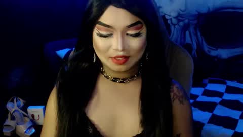 Snapshot of cj_parker69 chatting on 01-12-26, 02:11 QUEEN CESS online show from 01-12-26, 02:11