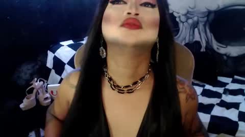 Snapshot of cj_parker69 chatting on 01-19-26, 05:11 QUEEN CESS online show from 01-19-26, 05:11