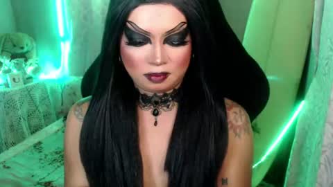 Snapshot of cj_parker69 chatting on 06-30-26, 01:34 QUEEN CESS online show from 06-30-26, 01:34