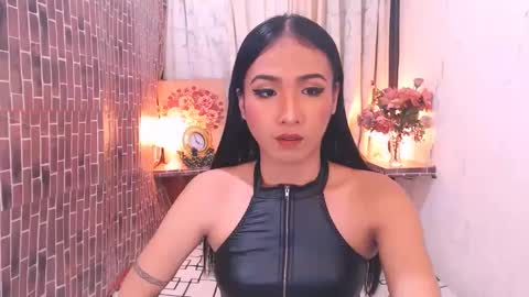 Snapshot of cjhotfucker chatting on 12-02-24, 04:42 CJ online show from 12-02-24, 04:42