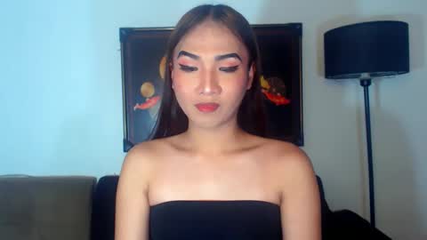 Snapshot of cjhotfucker chatting on 02-06-25, 10:21 CJ online show from 02-06-25, 10:21