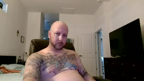 Snapshot of cjlaz1987 chatting on 06-12-26, 09:14 cjlaz1987 online show from 06-12-26, 09:14