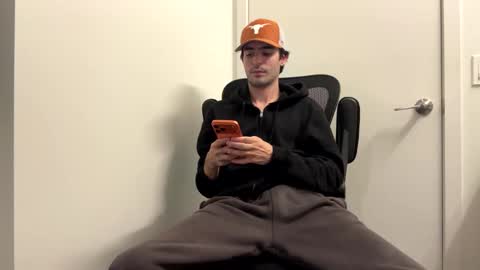 Snapshot of ckeefer96 chatting on 04-20-26, 10:33 ckeefer96 online show from 04-20-26, 10:33