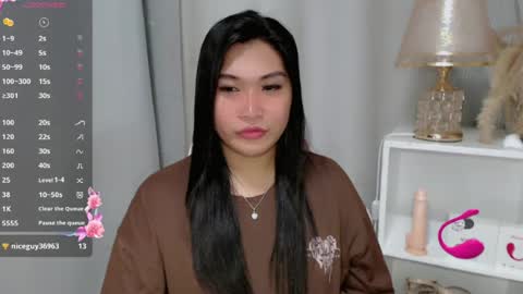 Snapshot of claire_wntr chatting on 06-18-26, 06:02 CLAIRE online show from 06-18-26, 06:02