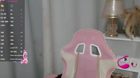 Snapshot of claire_wntr chatting on 06-20-26, 06:54 CLAIRE online show from 06-20-26, 06:54
