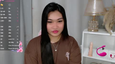 Snapshot of claire_wntr chatting on 06-26-26, 05:01 CLAIRE online show from 06-26-26, 05:01