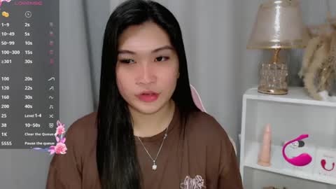 Snapshot of claire_wntr chatting on 07-05-26, 04:52 CLAIRE online show from 07-05-26, 04:52