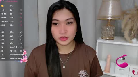 Snapshot of claire_wntr chatting on 07-08-26, 04:50 CLAIRE online show from 07-08-26, 04:50