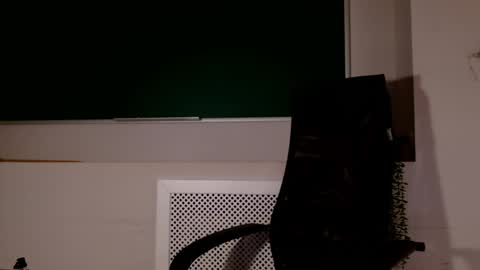 Snapshot of clairemathis chatting on 05-24-26, 02:55 Claire online show from 05-24-26, 02:55
