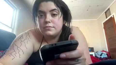 Snapshot of claireranda chatting on 12-16-25, 05:07 claireranda online show from 12-16-25, 05:07