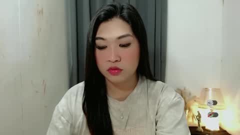 CLAIRE online show from 10-15-25, 05:24