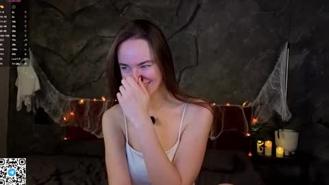 Im Amy online show from 10-28-25, 01:09