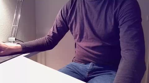 clamshive7 online show from 11-16-25, 01:44