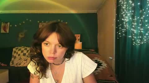 Snapshot of clancyosbourne chatting on 06-07-26, 05:27 Clancy online show from 06-07-26, 05:27