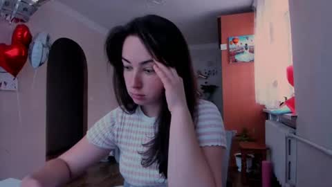 Snapshot of clandes_tina chatting on 07-10-26, 05:26 clandes_tina online show from 07-10-26, 05:26