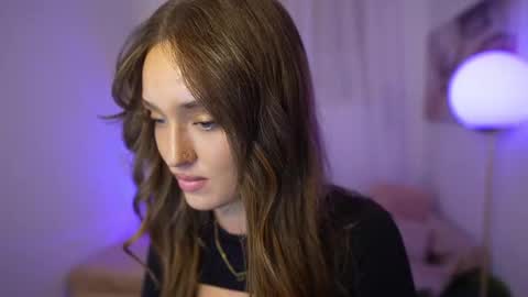 Snapshot of clara_smile chatting on 12-01-25, 07:30 Clara smile online show from 12-01-25, 07:30