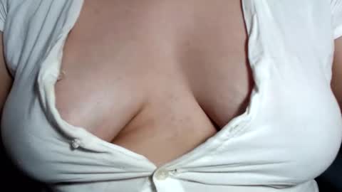 CLARA AT YOUR SERVICE online show from 01-02-25, 10:16