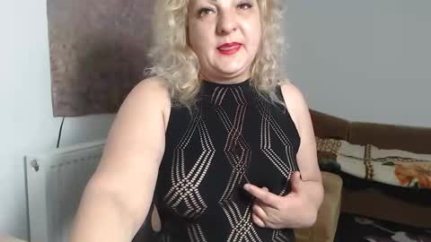 Snapshot of clarabbw77 chatting on 03-18-26, 08:12 Clara online show from 03-18-26, 08:12