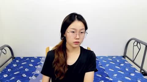 Snapshot of clarafanny chatting on 07-27-26, 10:11 Fanny online show from 07-27-26, 10:11