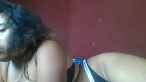 Snapshot of clarah0123 chatting on 04-25-26, 08:39 Clarah0123 online show from 04-25-26, 08:39