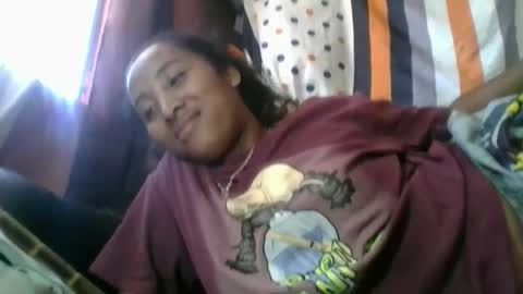 Snapshot of clarah0123 chatting on 05-06-26, 09:36 Clarah0123 online show from 05-06-26, 09:36