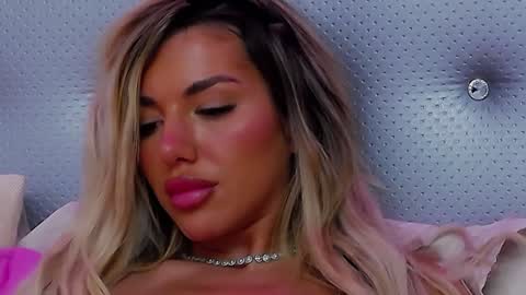 ClaraHazel online show from 02-02-25, 08:35