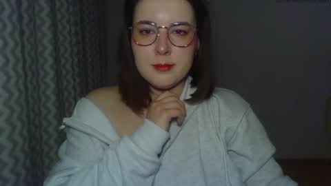 Clara online show from 05-08-26, 08:25