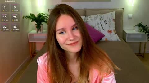 Snapshot of clare_ff chatting on 09-25-25, 09:35 Claire online show from 09-25-25, 09:35