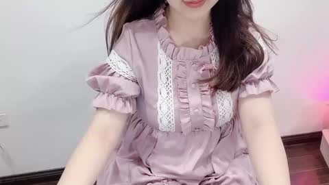 Snapshot of clari_yumi chatting on 11-10-25, 01:15 Clari online show from 11-10-25, 01:15