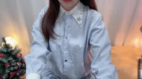 Snapshot of clari_yumi chatting on 11-21-25, 01:26 Clari online show from 11-21-25, 01:26