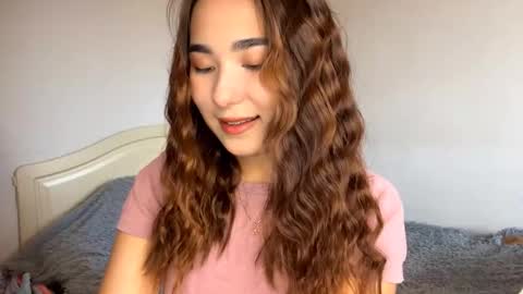 Yuna online show from 09-20-25, 07:09