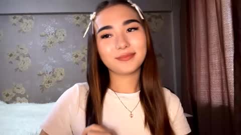 Yuna online show from 10-04-25, 08:12