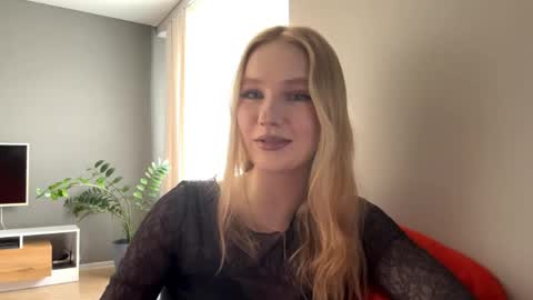 Kristie online show from 04-22-26, 04:15