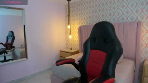 Snapshot of clarise_hall chatting on 07-15-26, 07:08 C L A R I S E online show from 07-15-26, 07:08
