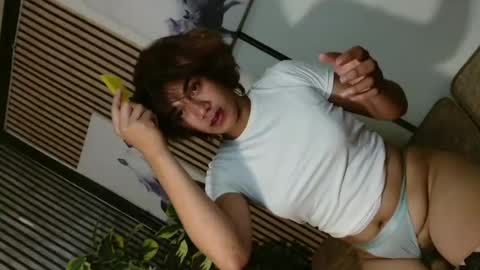Snapshot of clarissa_swet chatting on 06-15-26, 05:48 clarissa online show from 06-15-26, 05:48