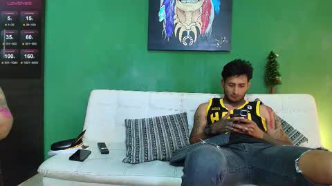 Snapshot of clark__ken chatting on 12-05-25, 05:20 Juanpaindependent model online show from 12-05-25, 05:20