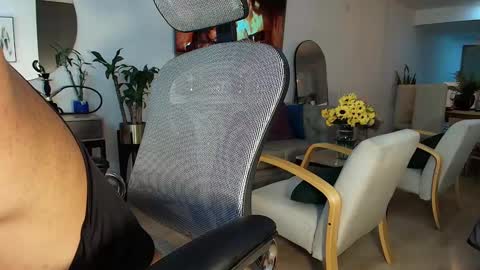 Snapshot of clark_strong chatting on 03-04-25, 08:49 clark_strong online show from 03-04-25, 08:49