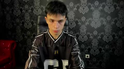 Clark online show from 04-21-26, 07:39