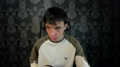 Snapshot of clarkbev chatting on 05-13-26, 02:03 Clark online show from 05-13-26, 02:03